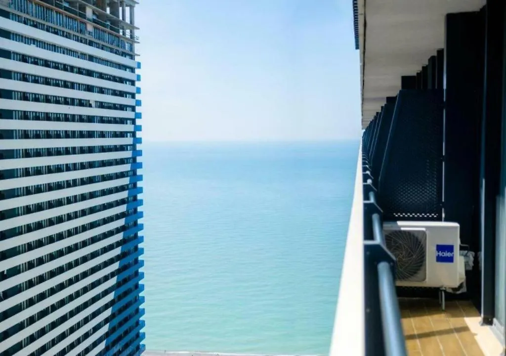 דירה באטומי Orbi City Luxury Studio Harbour And Sea View גאורגיה